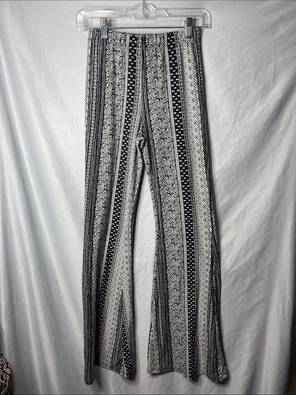 Forever 21 Black and White Printed Boot‑Cut Pants